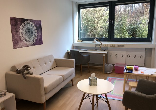 Beispiel eines Behandlungsraums für die Behandlung von Kindern
